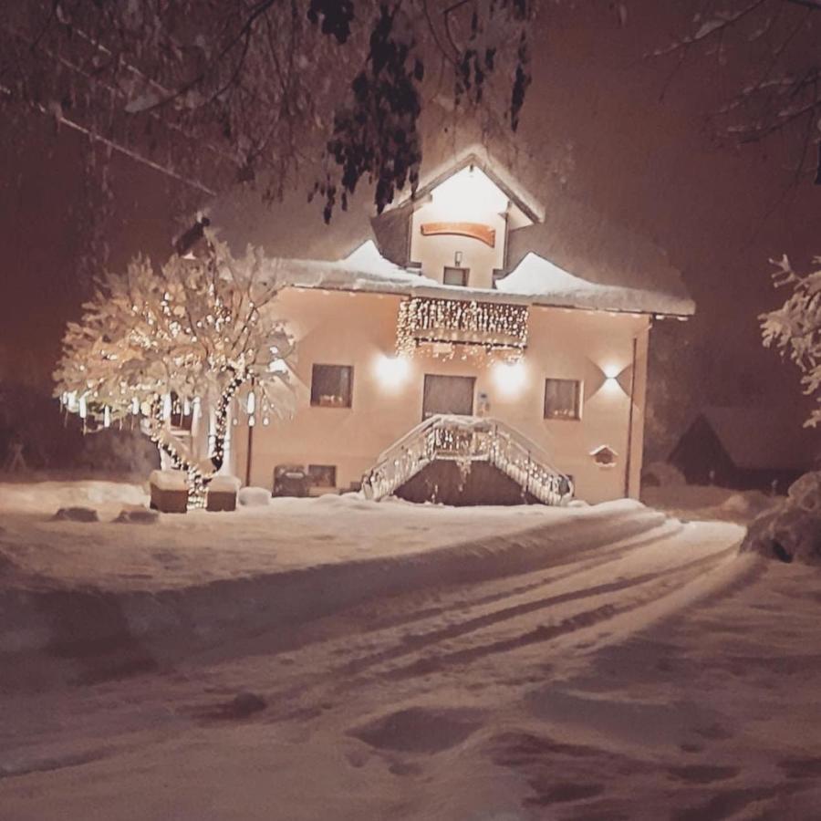 Hotel Rosengarten Tarvisio Buitenkant foto